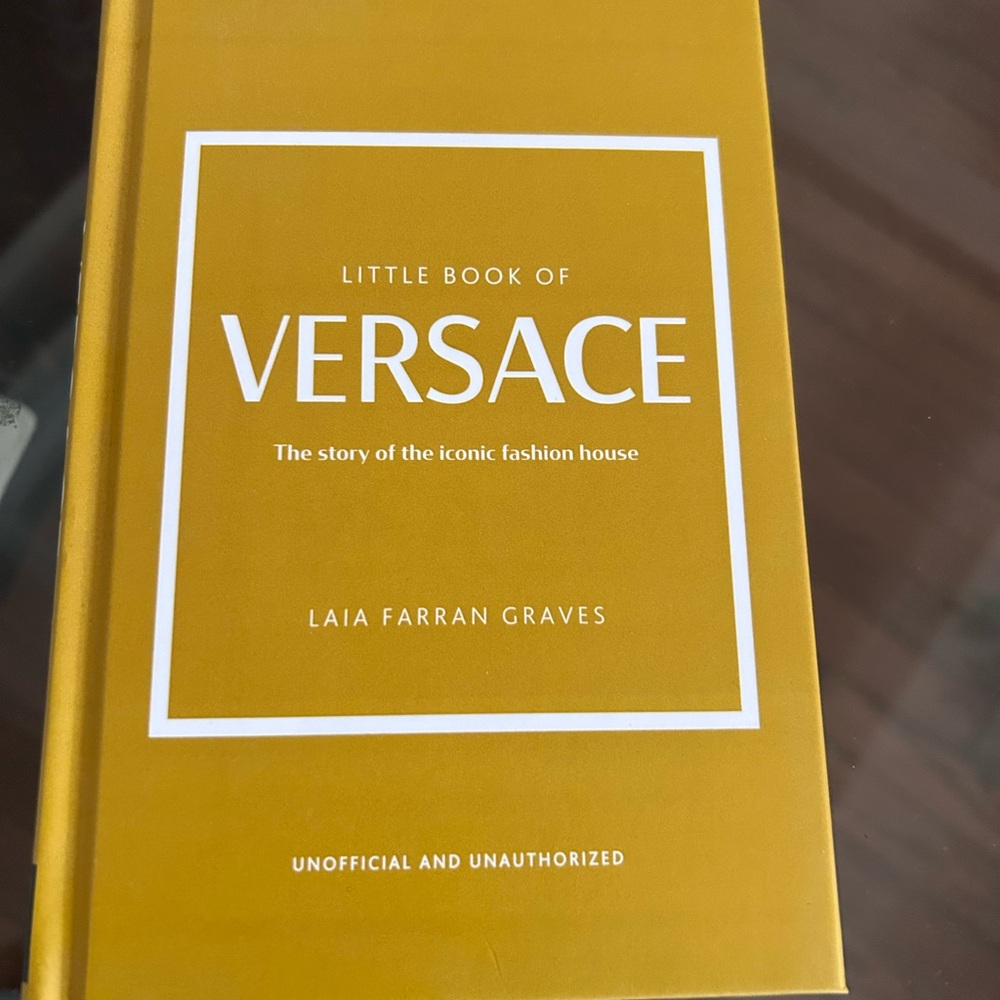 Versace Little Book in Gold